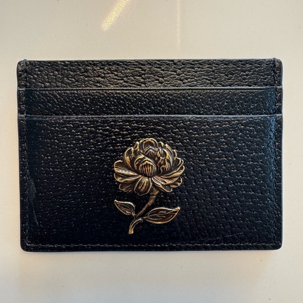 RARE Gucci Garden Black Pebbled Leather Rose Card Holder Wallet